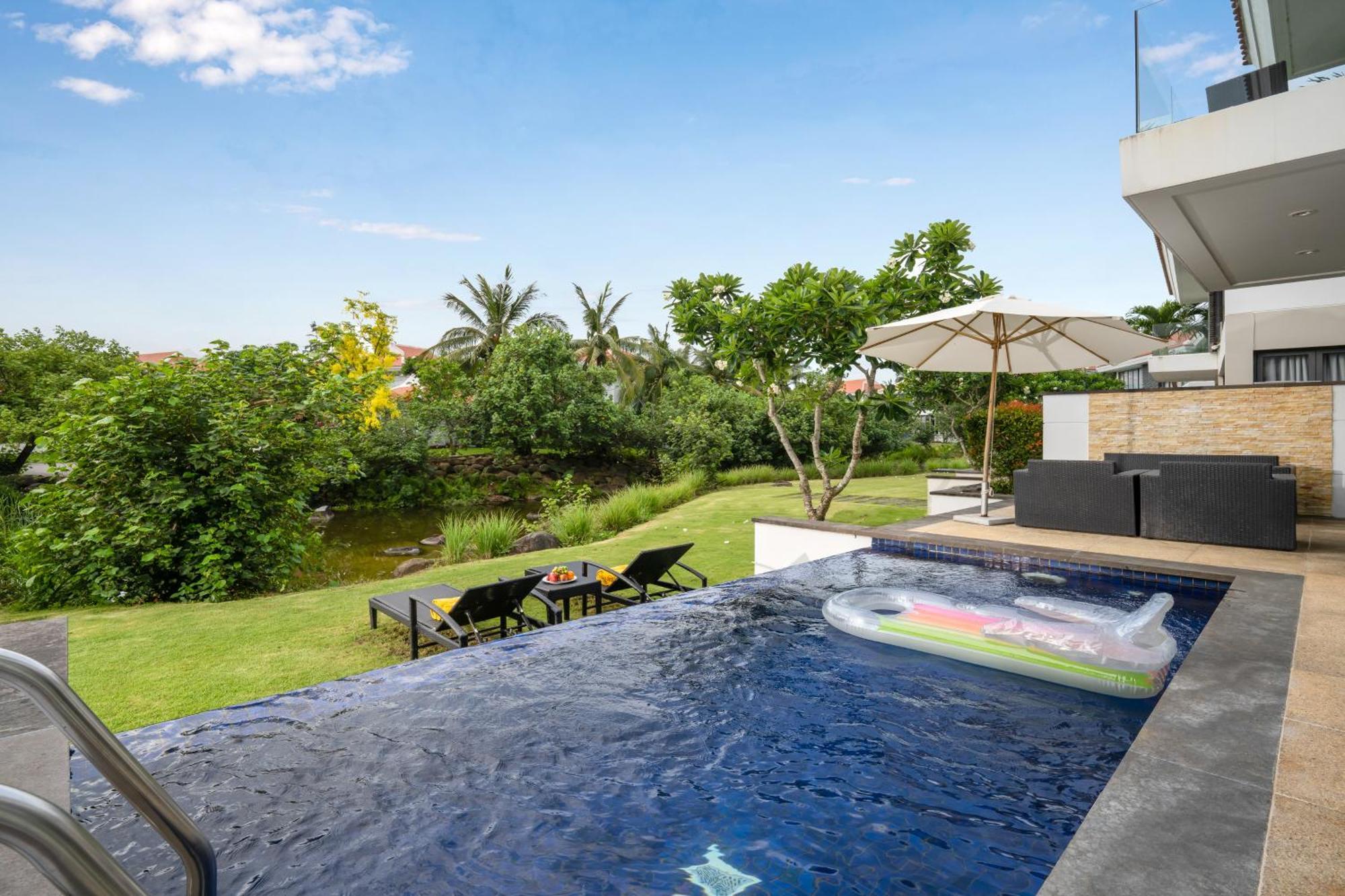 Luxury Pool Villa Close To The Private Beach Da Nang Exterior photo